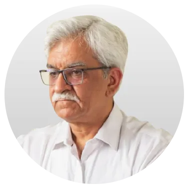 Portrait of Dr. Neeraj Prakash